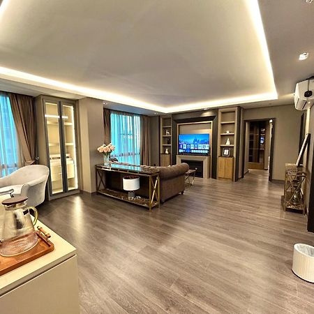 Chiang Mai Night Market Super Large Luxurious 3-Bedroom Hotel-Style Condo Exterior photo