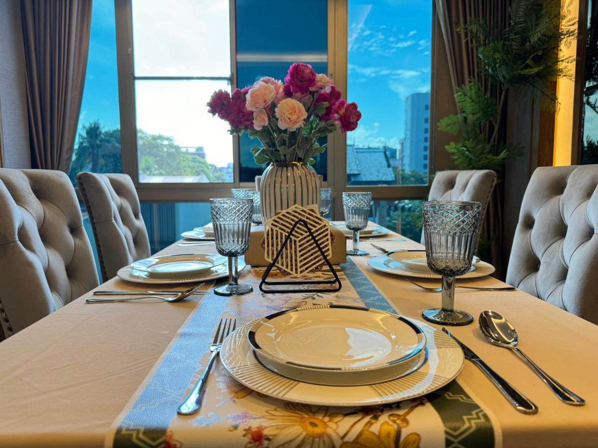Chiang Mai Night Market Super Large Luxurious 3-Bedroom Hotel-Style Condo Exterior photo