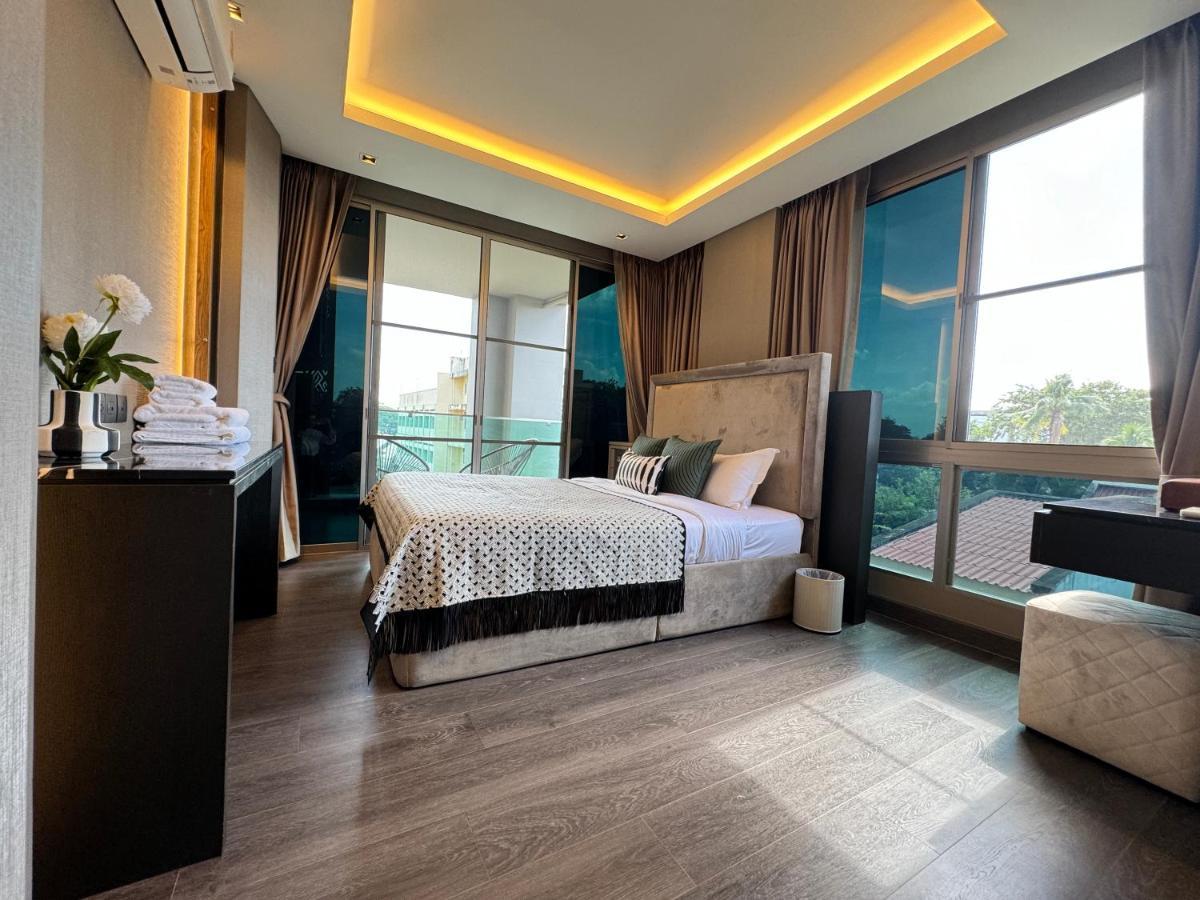 Chiang Mai Night Market Super Large Luxurious 3-Bedroom Hotel-Style Condo Exterior photo