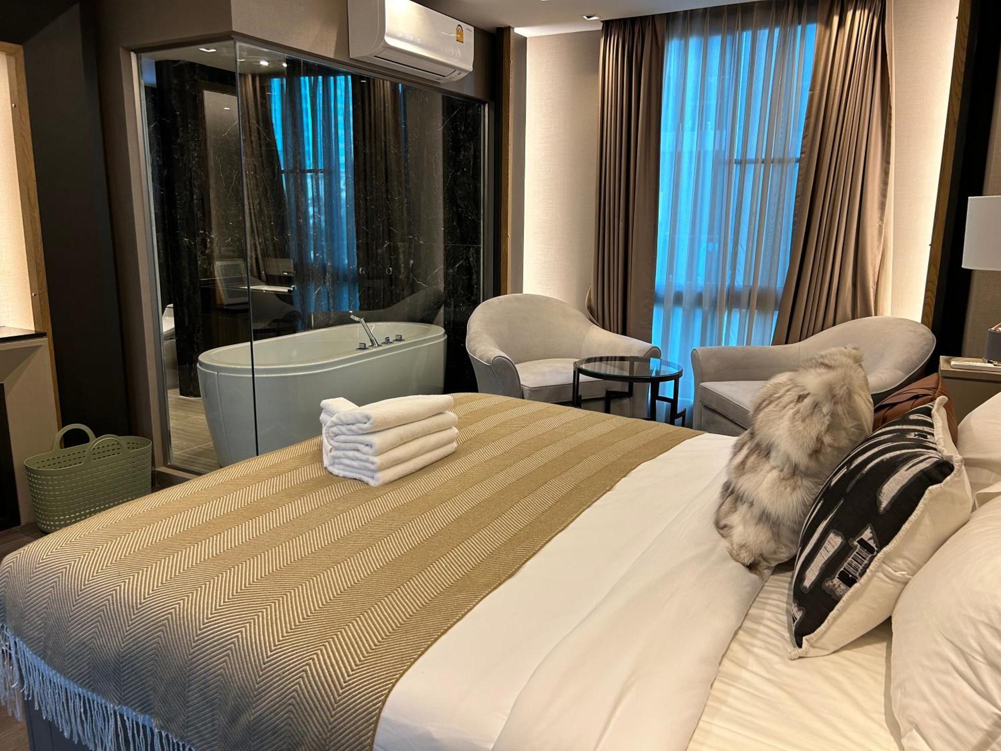 Chiang Mai Night Market Super Large Luxurious 3-Bedroom Hotel-Style Condo Exterior photo