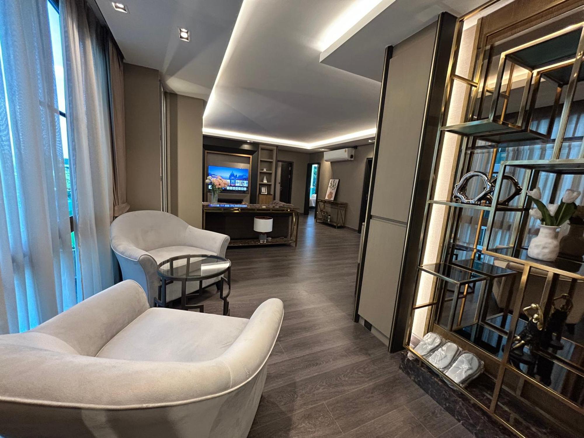 Chiang Mai Night Market Super Large Luxurious 3-Bedroom Hotel-Style Condo Exterior photo